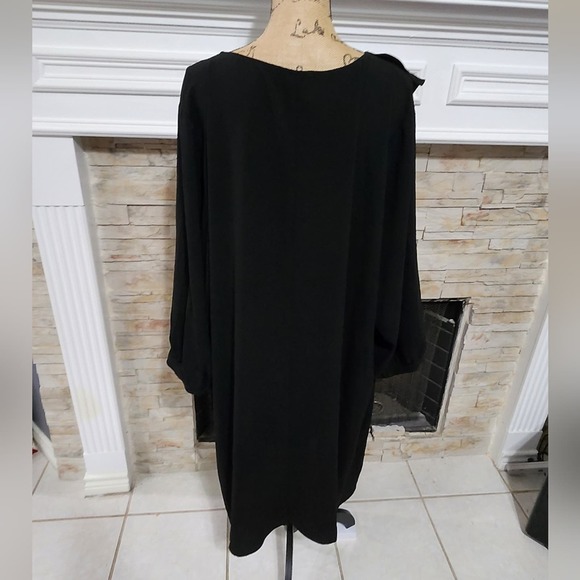 ELOQUII Black‎ Ruffle-Front Shift Dress - Plus size 28 - Picture 6 of 10